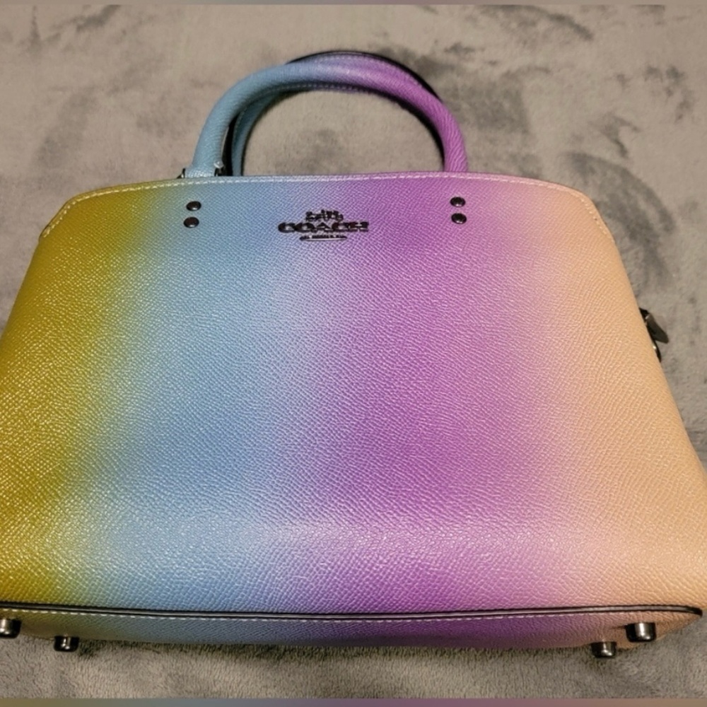 🦄 RARE Coach Mini Lillie